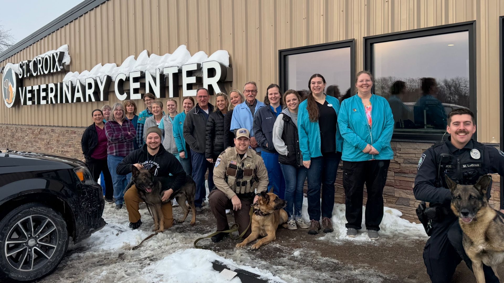 Group photo (2) lobby